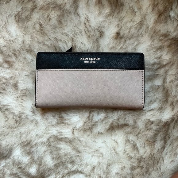 Kate Spade ♠️ - Picture 7 of 7